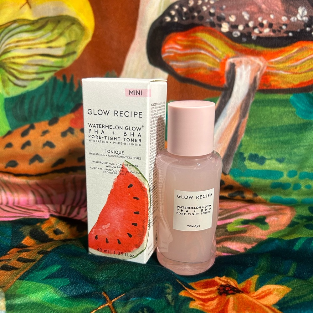 Brand New Glow Recipe Watermelon Glow Pore Tight PHA + BHA Toner